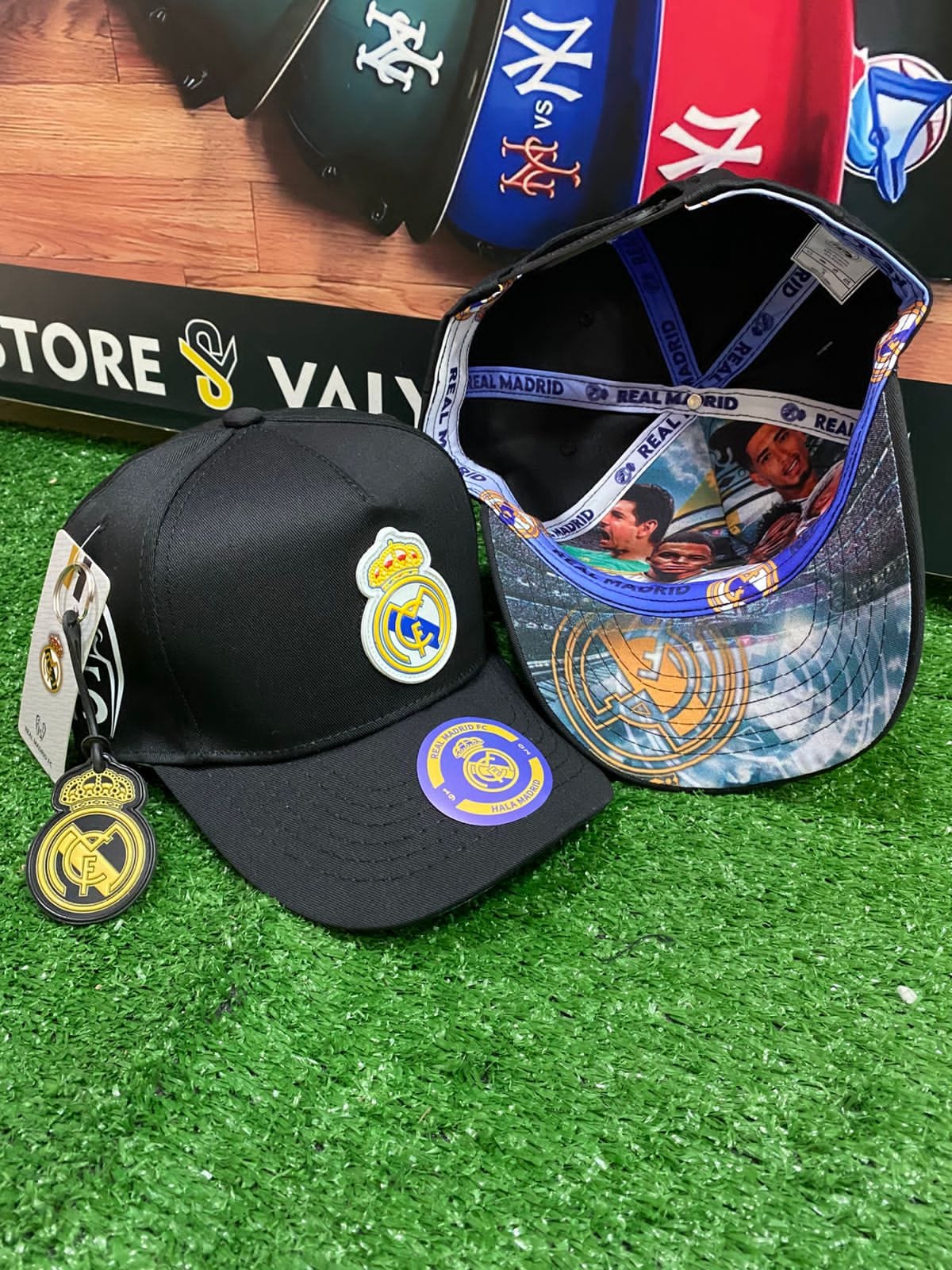 Gorra Premium Real Madrid - Edición Coleccionista