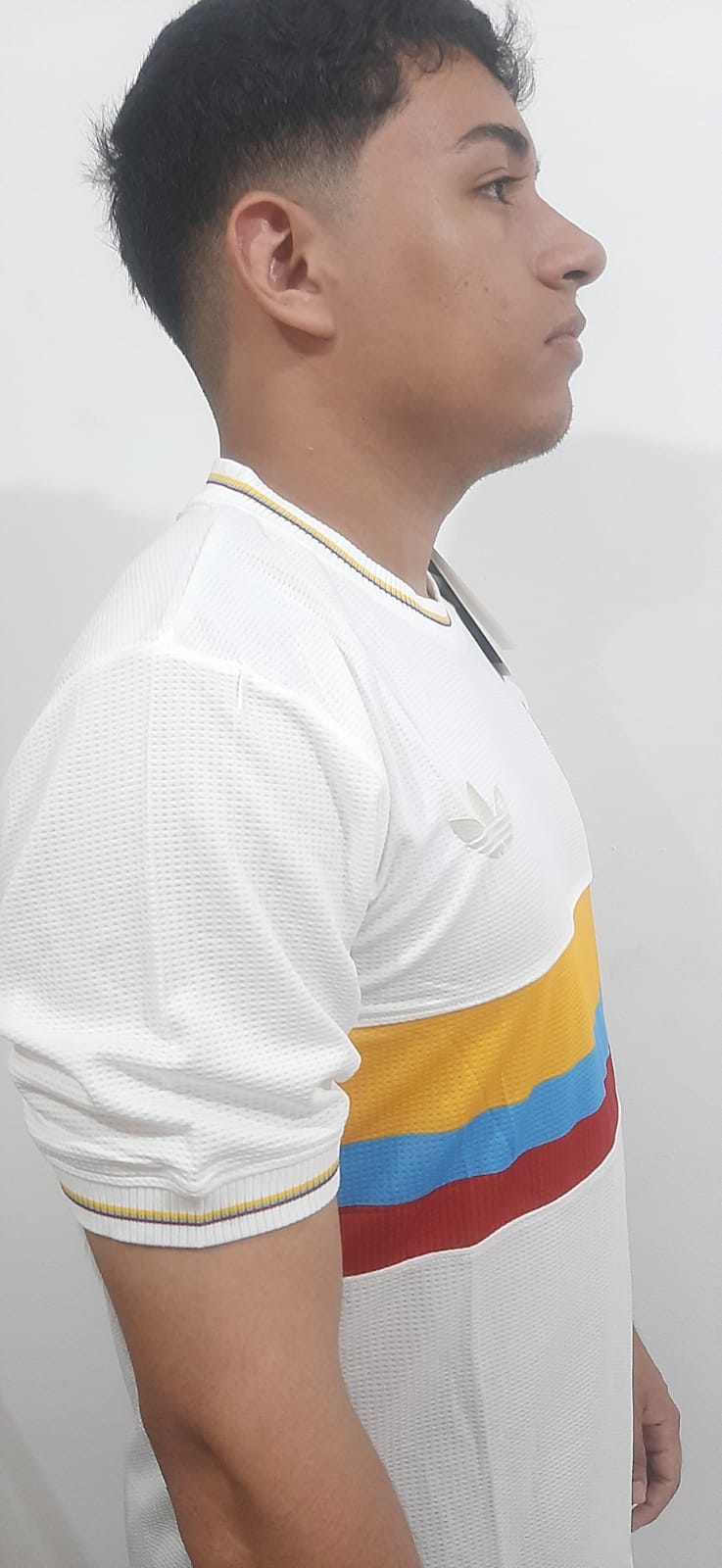 Combo Camiseta Centenario Selección Colombia 1.1 + Gorra Oficial del Centenario + Llavero